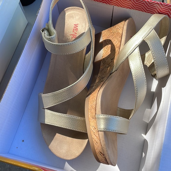 Wedge sandals - Picture 2 of 4